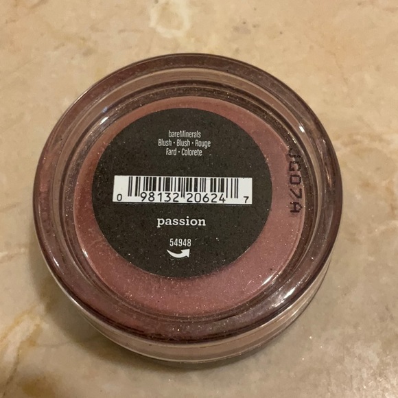 bareminerals passion blush - Picture 3 of 3
